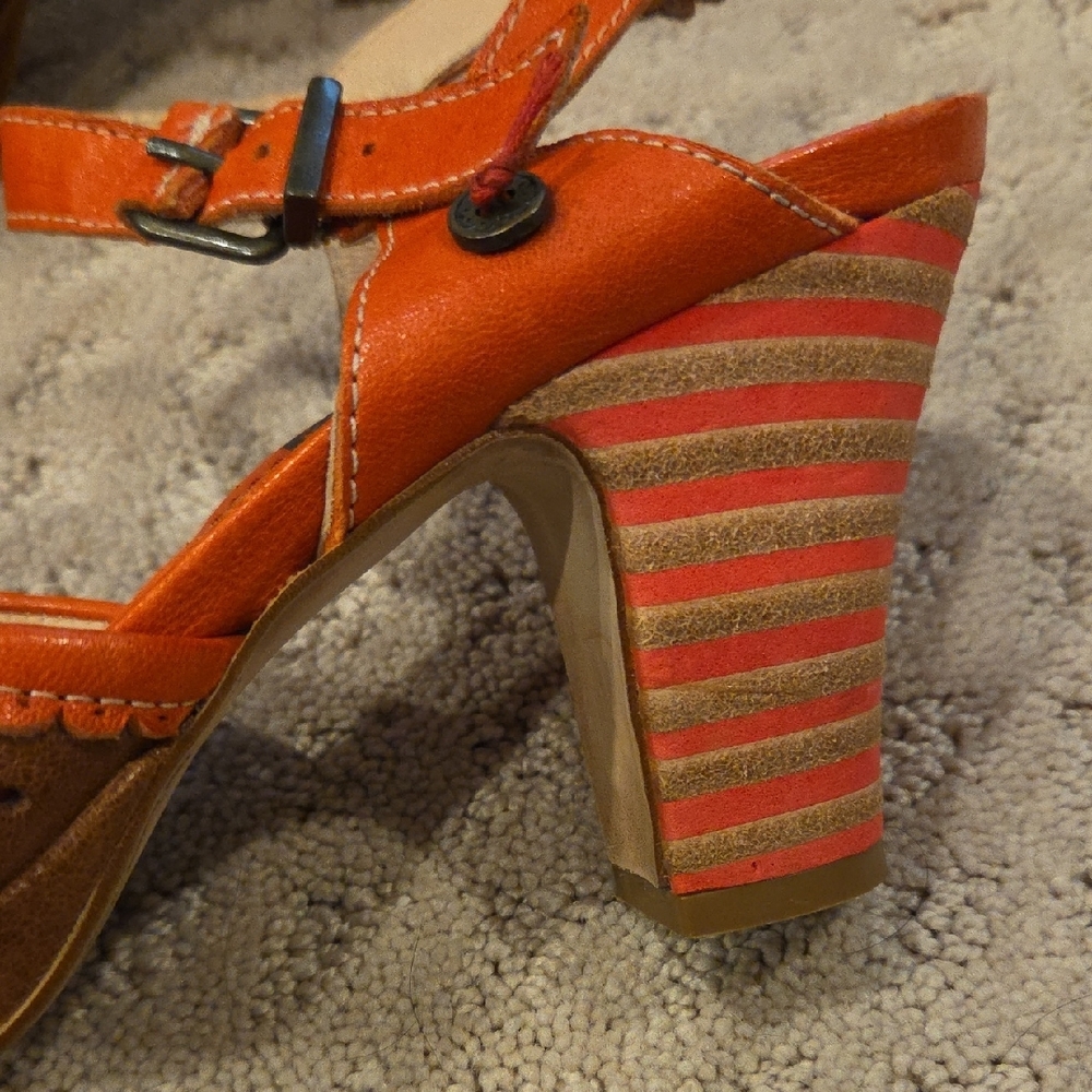 Red and Brown Chunky Heeled Sandals with Ankle Straps - Picture 4 of 8